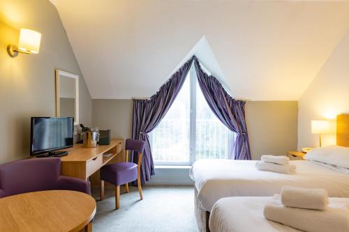 room detail thumbnail 1
