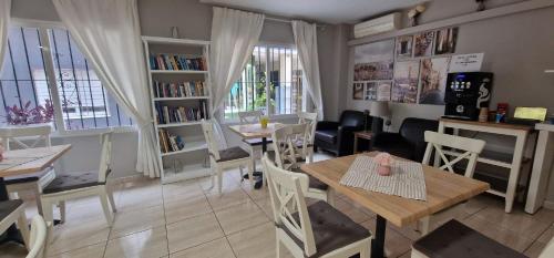Hotel Marbella - image 6