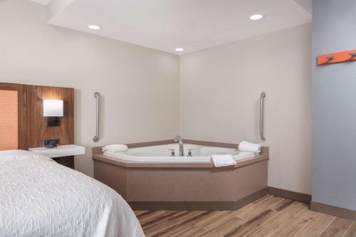 Hampton Inn Joliet-Plainfield I-55 Hampton Inn Joliet-Plainfield I-55