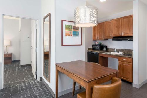 Homewood Suites By Hilton Phoenix North-Happy Valley