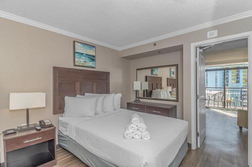 Immaculate Ocean View Suite!-Caravelle Resort 1004-Sleeps 6 Guests!