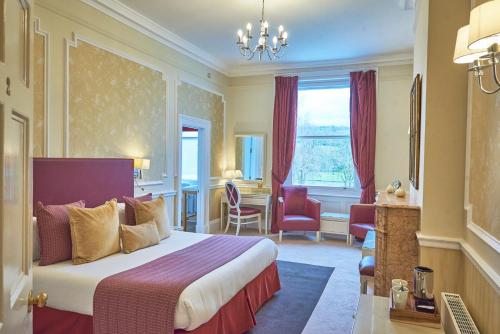 Phyllis Court Club - image 14