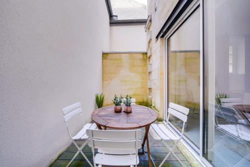 Beautiful apartment Bordeaux with private terrace, Bordeaux (Foto 3)