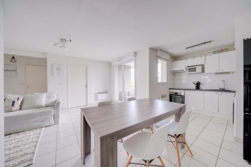 Bordeaux Bastide apartment with parking - Location saisonnière - Bordeaux