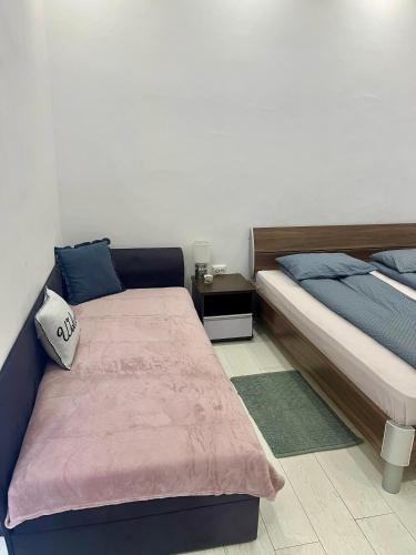 One-Bedroom Apartment image 3