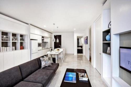 The Platinum KLCC By Victoria Home - image 3