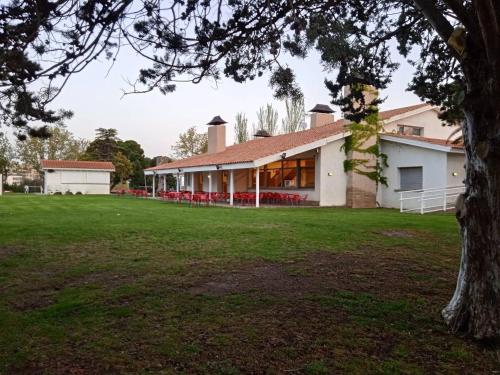 Albergue Zaragoza Camping - 레스토랑