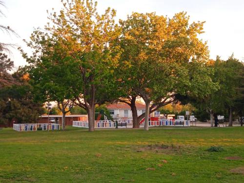 Albergue Zaragoza Camping - 놀이터