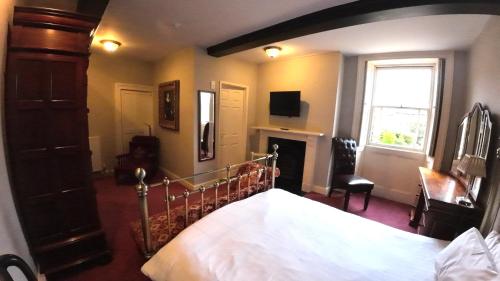 The Old Manor House Hotel - image 8