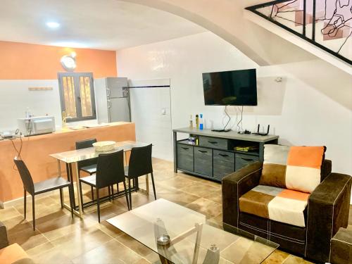 VILLA COQUETTE in Ngaparou