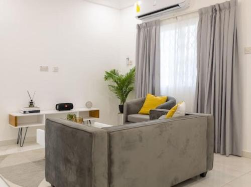 Greenfield’s Apartment in Aburi