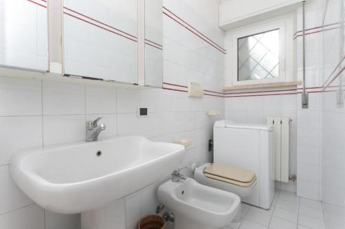 Two-Bedroom Apartment image 3