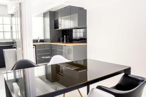 Santa Cruz Apartments - image 8