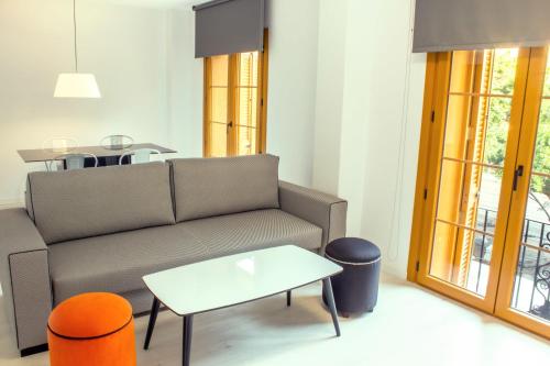 Santa Cruz Apartments - main image