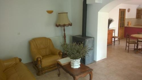 Pub/Lounge, Gite Nyons in Mirabel Aux Baronnies