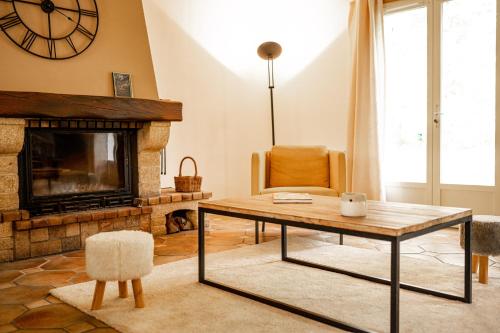 La maison du Diplo : Forêt, sentiers et grimpe (La maison du Diplo : Foret, sentiers et grimpe) in Noisy-sur-Ecole