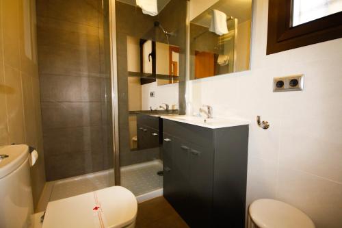 Bathroom, Apartamentos Maysan in Benidorm - Costa Blanca