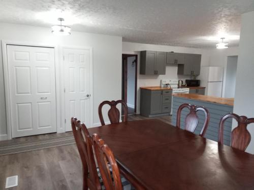Kitchen, Cozy Quincy by The Jordan Company in Bruce Mines (ON)