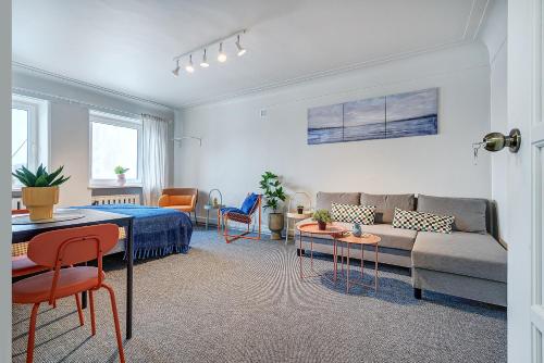 Funky Penthouse City Center in เคานาส