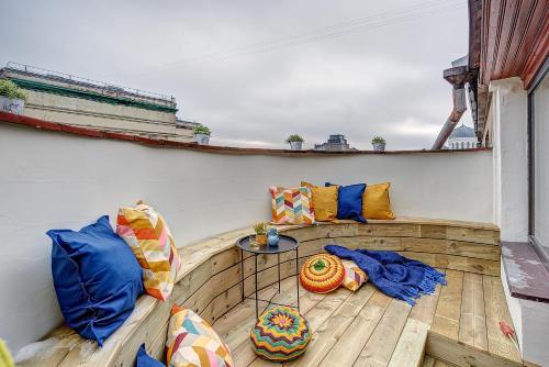 Funky Penthouse City Center in 考那斯