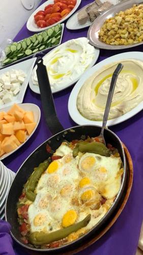 食べ物/飲み物, St Andrew’s Guesthouse Ramallah in ラマッラー