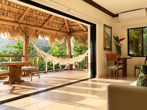 Paraiso Escondido Hotel Villas & Resort in El Zonte
