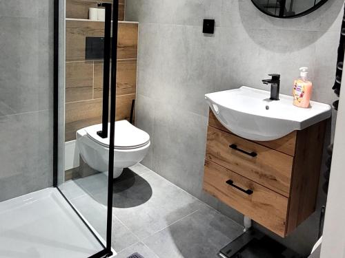 Mieszkanie przy rzece in 戈烏達普