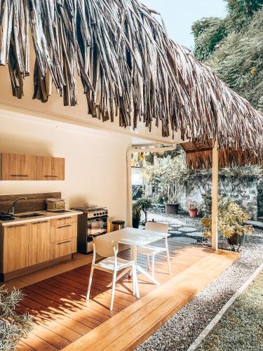 Kjøkken, Vaikea Fare in Mahina