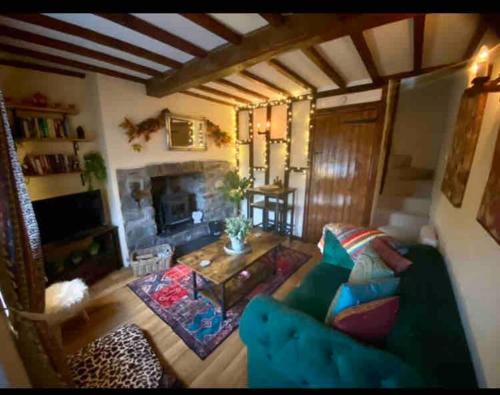 Maytree Cottage. Compact home in Mid Wales.