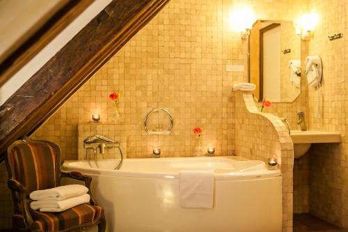 Hotel Europe Saint Severin in Pantheon - Notre Dame