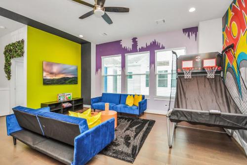 Prolific FunSuite ft Games Comfort & Creativity in Houston, USA