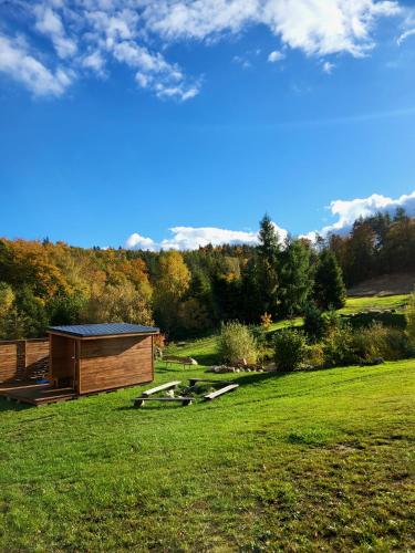 Jaśkowe Wzgórze domki na wynajem, balia, Szymbark DOMEK NR 1