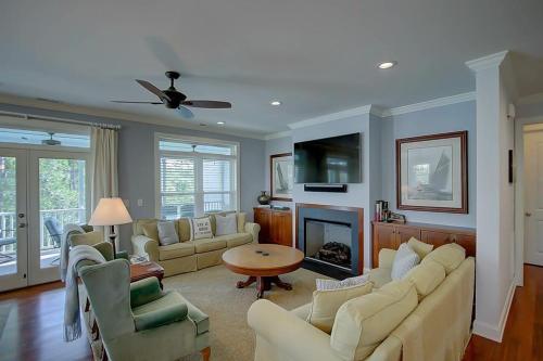 22nd West 9th in Folly Beach, USA