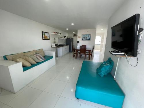 2 bedrooms, 4 beds