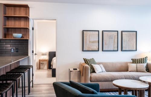 Escape to Revy - Beautifully Designed Condo