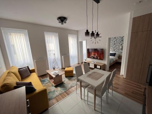 One Step Apartman - City Center