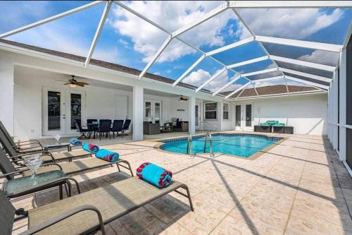 Villa White Coral
