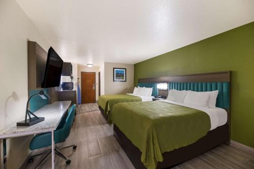 Quality Inn Alpine - image 7