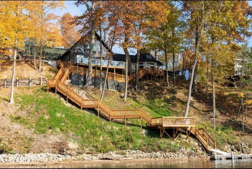 Tranquil Waterside Oasis