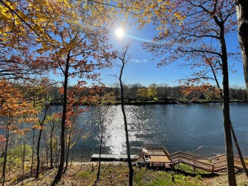 Tranquil Waterside Oasis