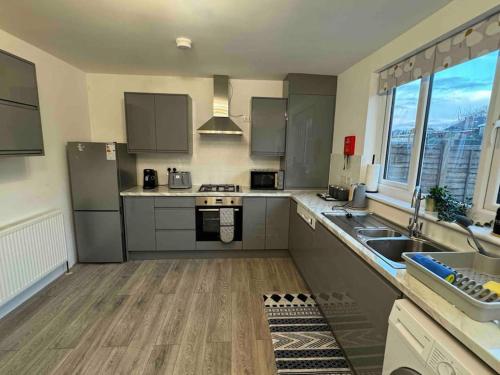 The Ideal Spacious Home - Birmingham