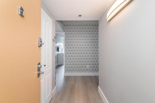 Spacious 3 Bedroom Condo in Aventura in Aventura, USA