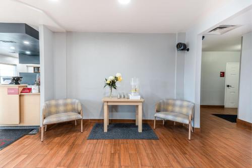TownePlace Suites Fredericksburg - image 8