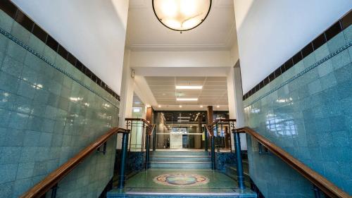 Oaks Sydney Goldsbrough Suites - image 13