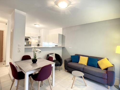 Appartement Lamalou-les-Bains, 2 pièces, 2 personnes - FR-1-451-167 (Appartement F2 climatise a Lamalou-les-Bains, terrasse, proche centre et thermes, animaux acceptes -) in Lamalou Les Bains