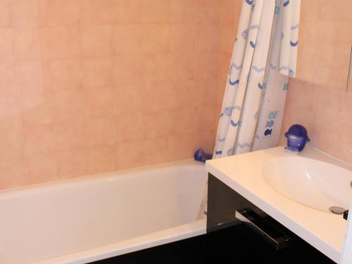 Studio 4 pers avec Wifi et Animaux admis à Châtelaillon-Plage - FR-1-706-10 (Studio 4 pers avec Wifi et Animaux admis a Chatelaillon-Plage - FR-1-706-10) in ชาร์เตลายอง ปาล์ค