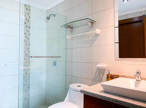 Suite with River View image 10