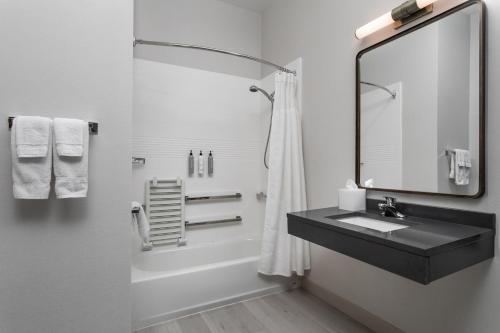 Fairfield Inn & Suites Chattanooga South/East Ridge - image 6