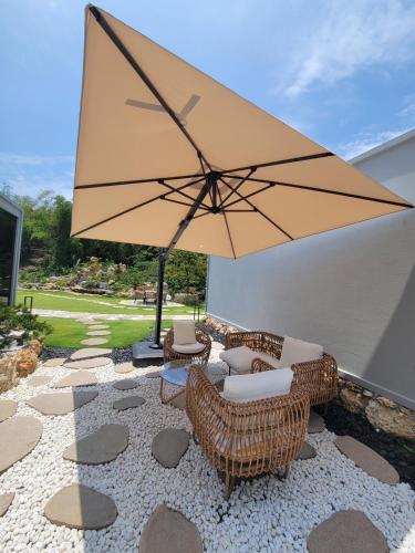 Yuye Shanin CAMPING HUT