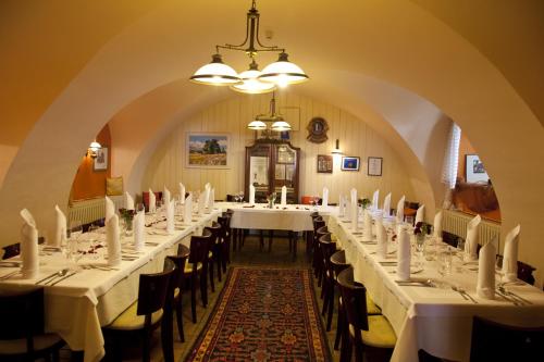 Restorāns, Gasthof zum Goldenen Anker in Hainburg An Der Donau